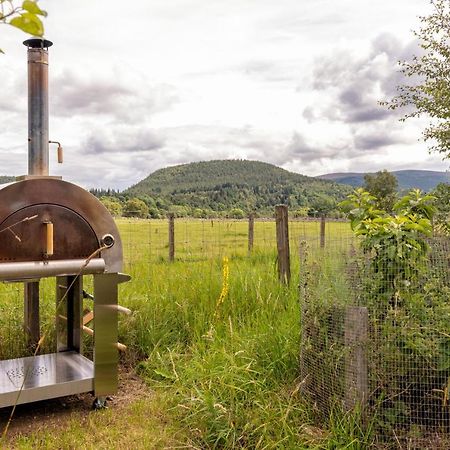 Enchanting Tiny House With Wood Burner And Hot Tub In Cairngorms Ballater Zewnętrze zdjęcie