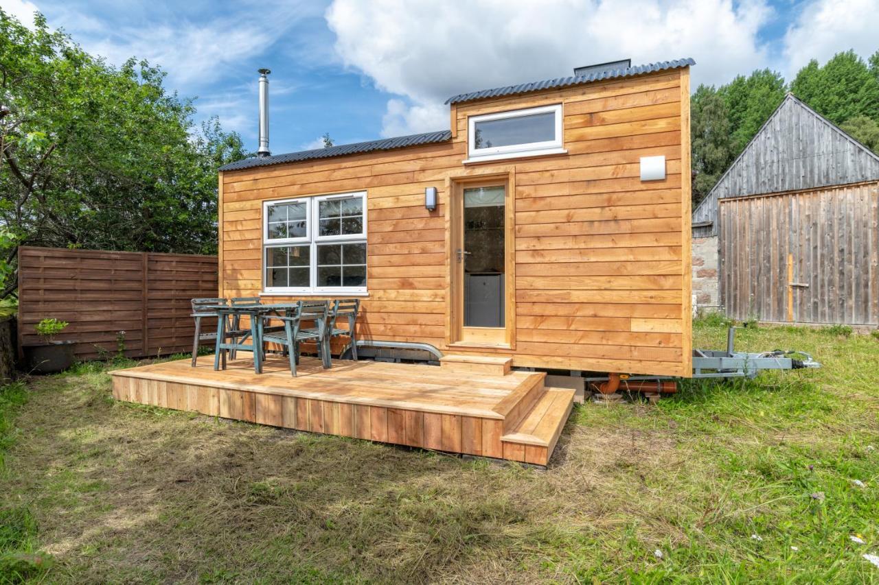 Enchanting Tiny House With Wood Burner And Hot Tub In Cairngorms Ballater Zewnętrze zdjęcie